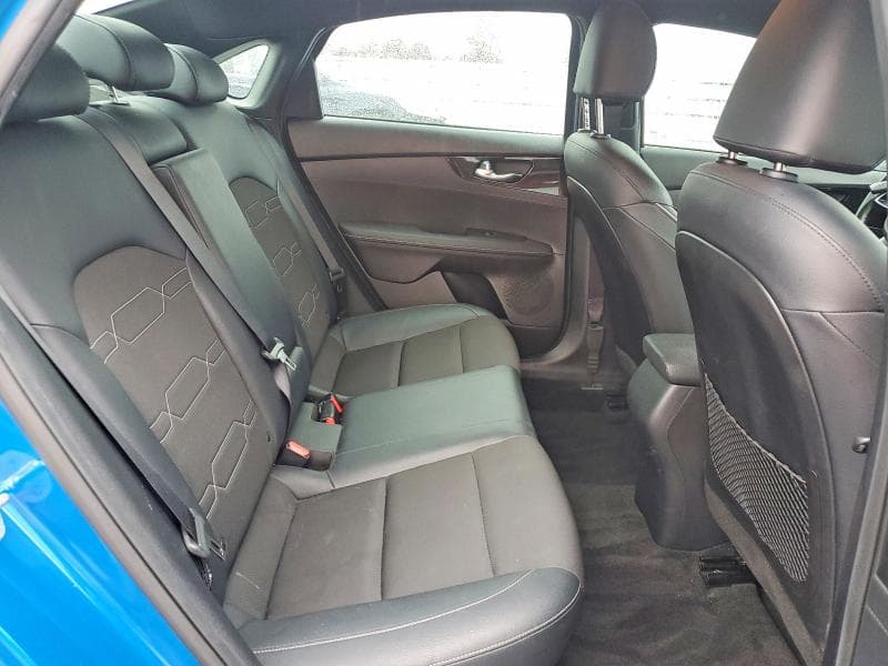 2022 KIA FORTE GT LINE 10