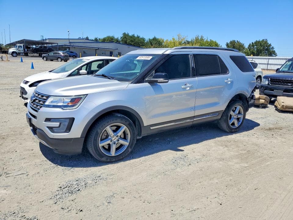 2017 FORD EXPLORER XLT - 1