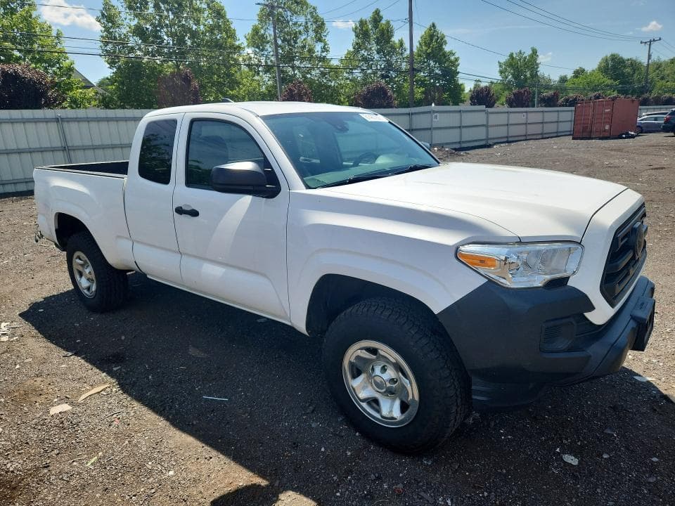 2019 TOYOTA TACOMA SR 4