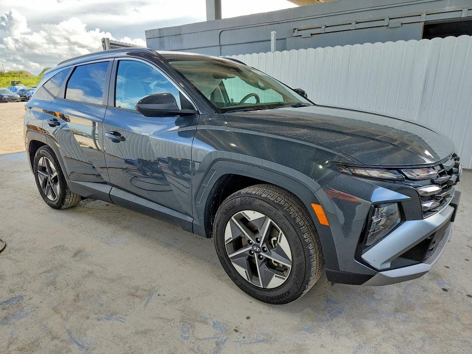 2026 HYUNDAI TUCSON SEL 4