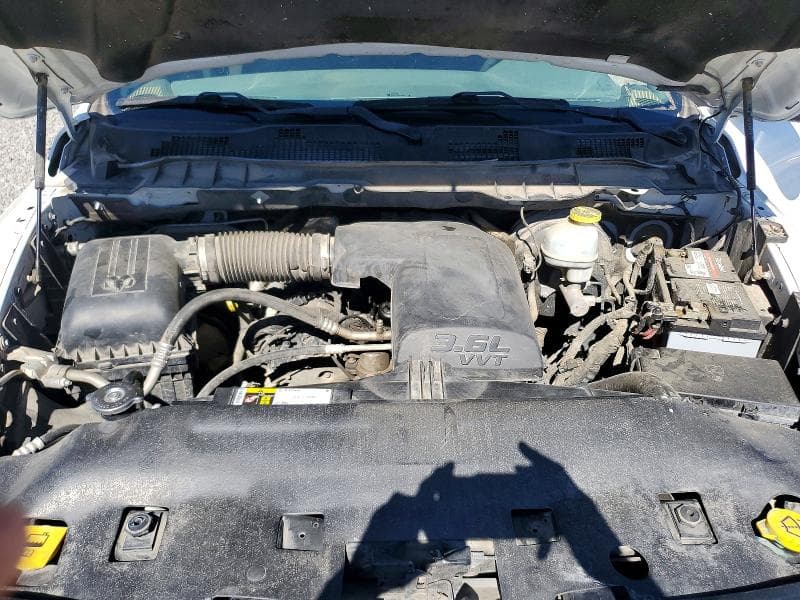 2019 RAM 1500 CLASSIC SLT 11