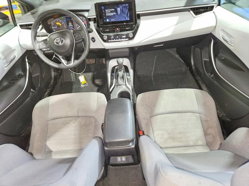 2025 TOYOTA COROLLA SE 8