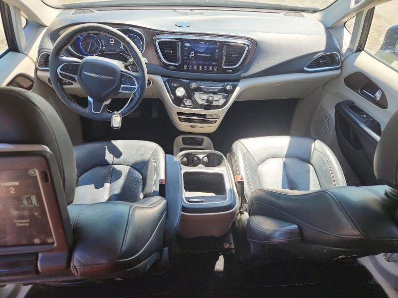 2019 CHRYSLER PACIFICA TOURING L PLUS 8