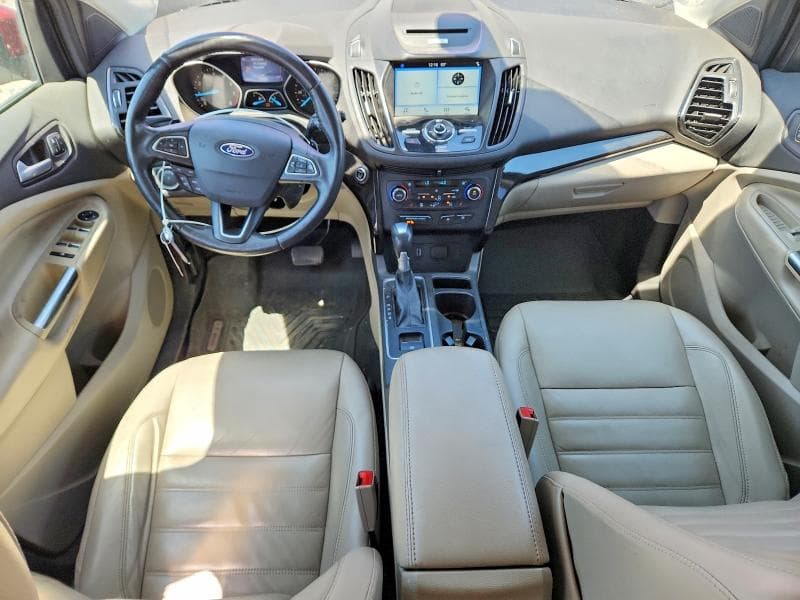 2017 FORD ESCAPE TITANIUM 8