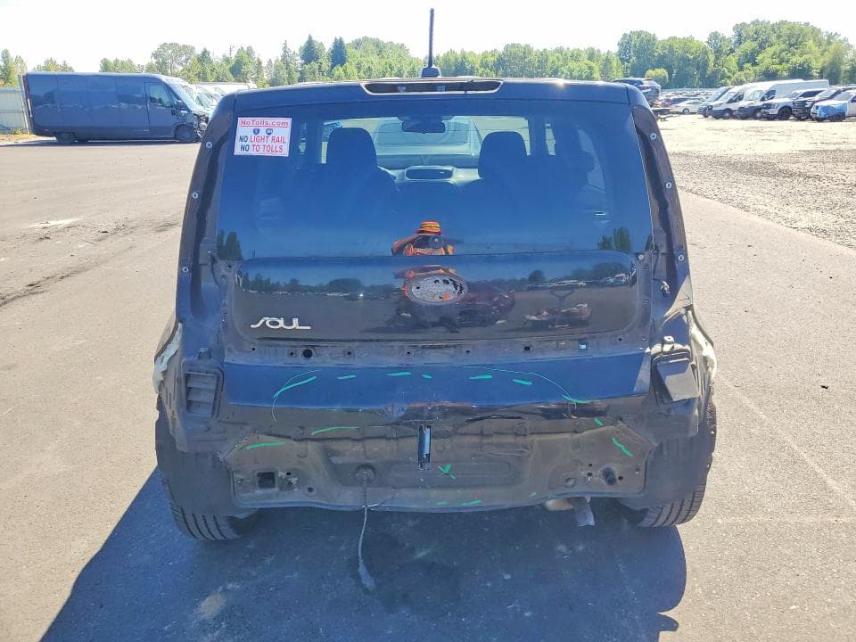 2017 KIA SOUL + 6