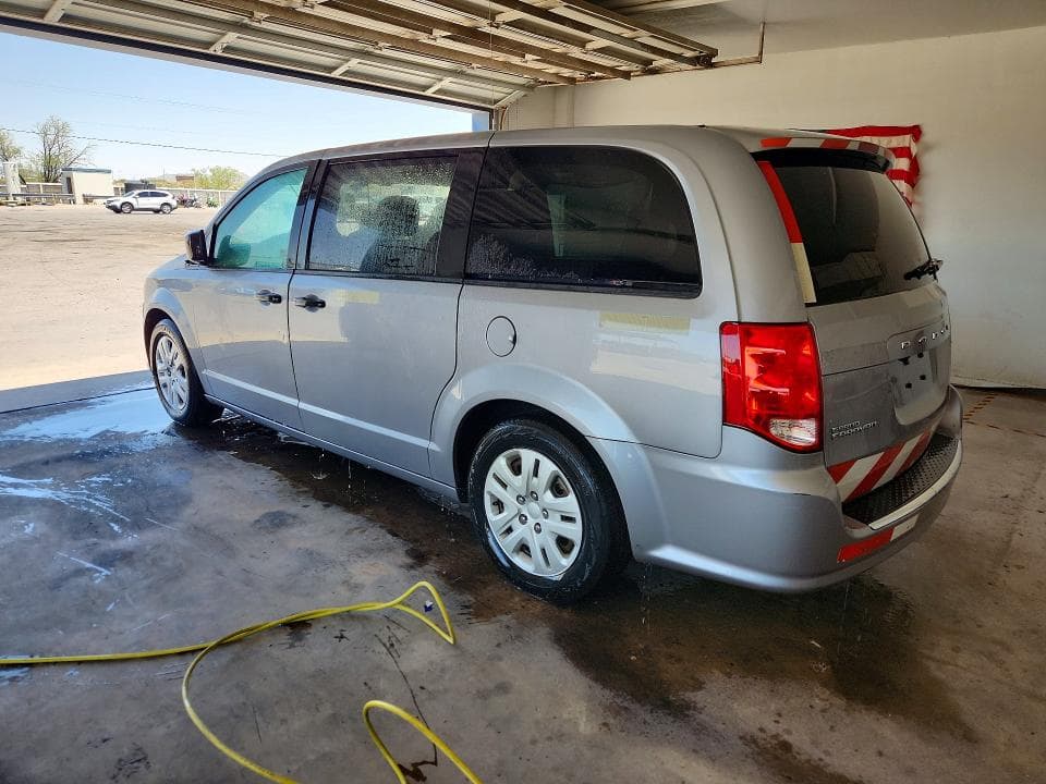 2020 DODGE GRAND CARAVAN SE 2
