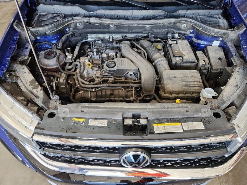 2022 VOLKSWAGEN TAOS SE IQ DRIVE 11