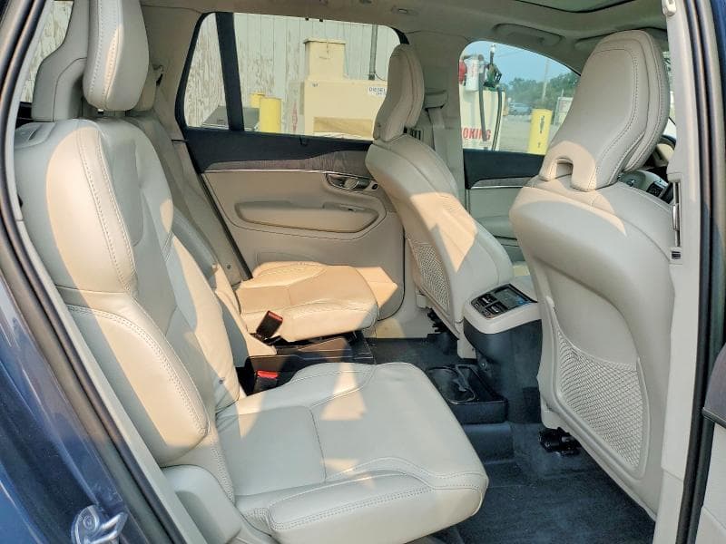 2023 VOLVO XC90 ULTIMATE 11