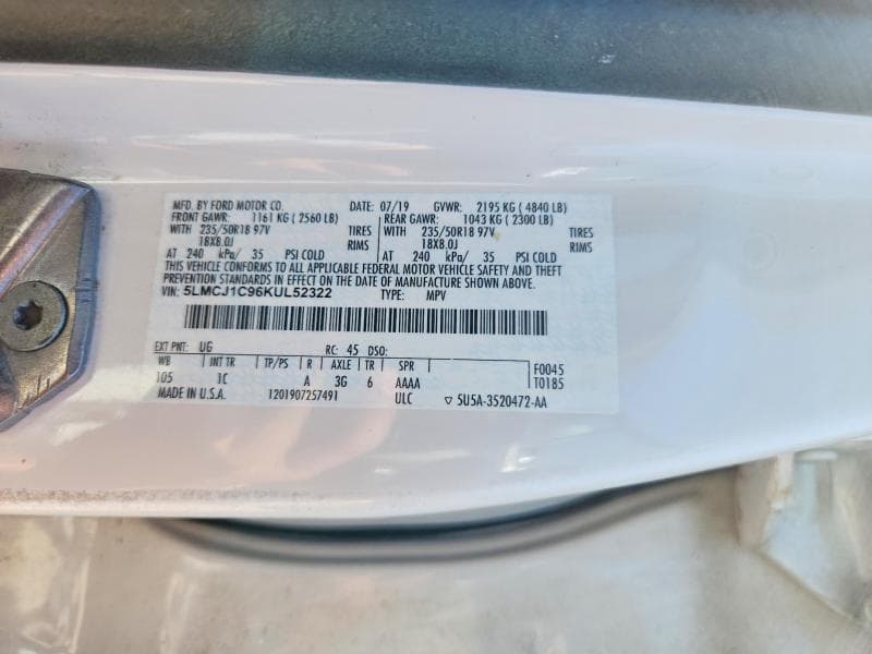 2019 LINCOLN MKC 14