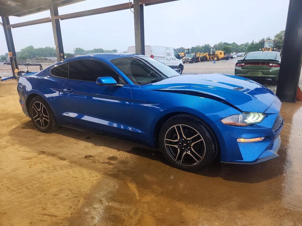 2019 FORD MUSTANG 4