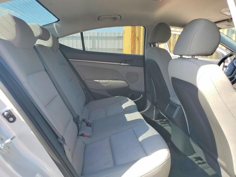 2017 HYUNDAI ELANTRA SE 10