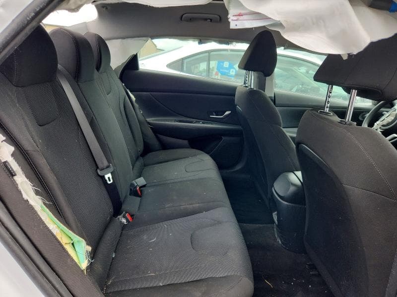 2026 HYUNDAI ELANTRA SE 10