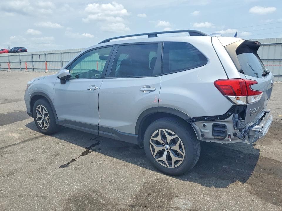 2021 SUBARU FORESTER PREMIUM 2