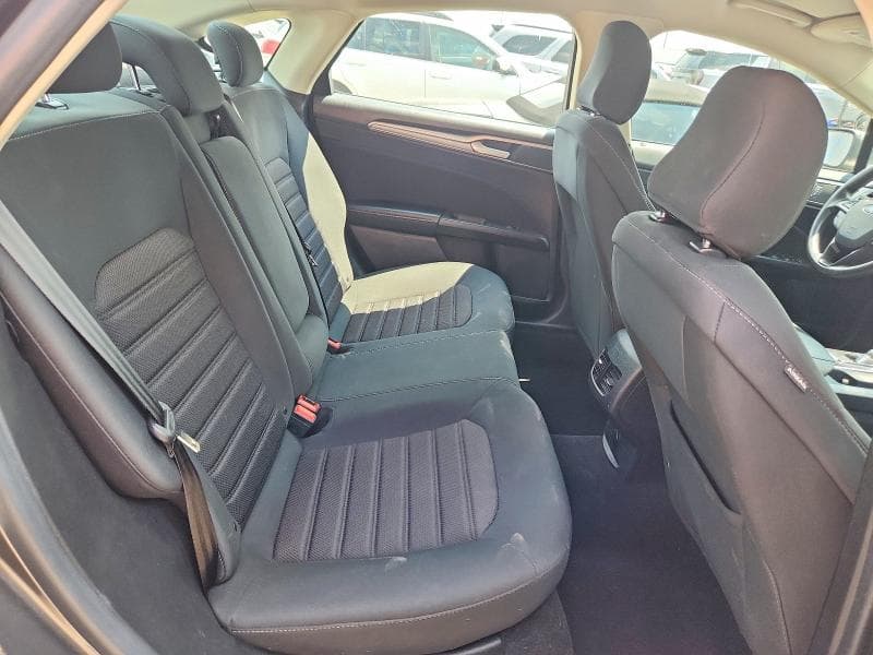 2020 FORD FUSION SE 10