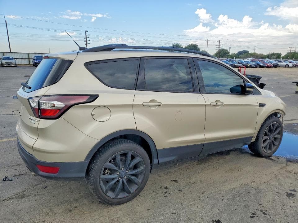 2017 FORD ESCAPE TITANIUM 3