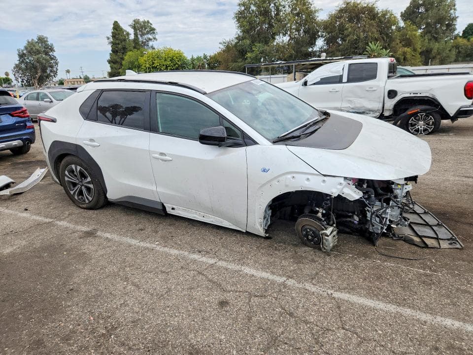 2025 SUBARU SOLTERRA PREMIUM 4
