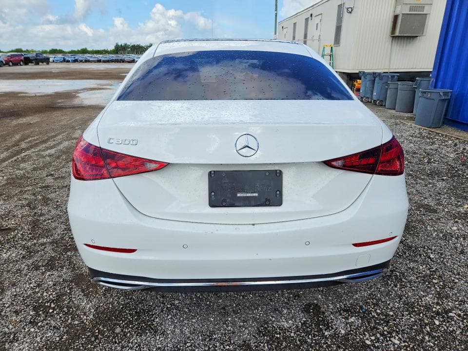 2025 MERCEDES-BENZ C 300 6