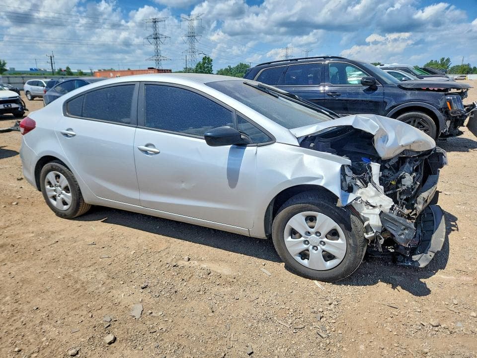 2017 KIA FORTE LX 4