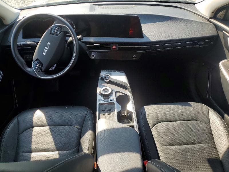 2024 KIA EV6 WIND 8