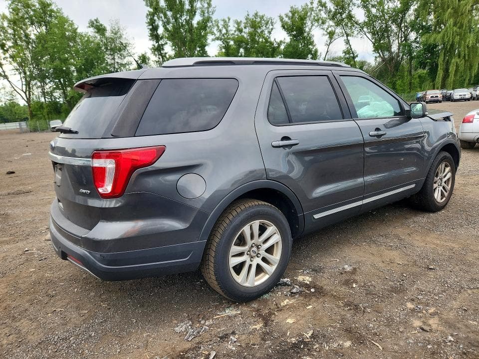 2019 FORD EXPLORER XLT 3