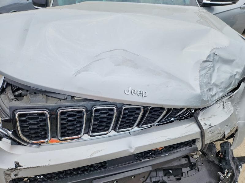 2024 JEEP GRAND CHEROKEE L LIMITED 12