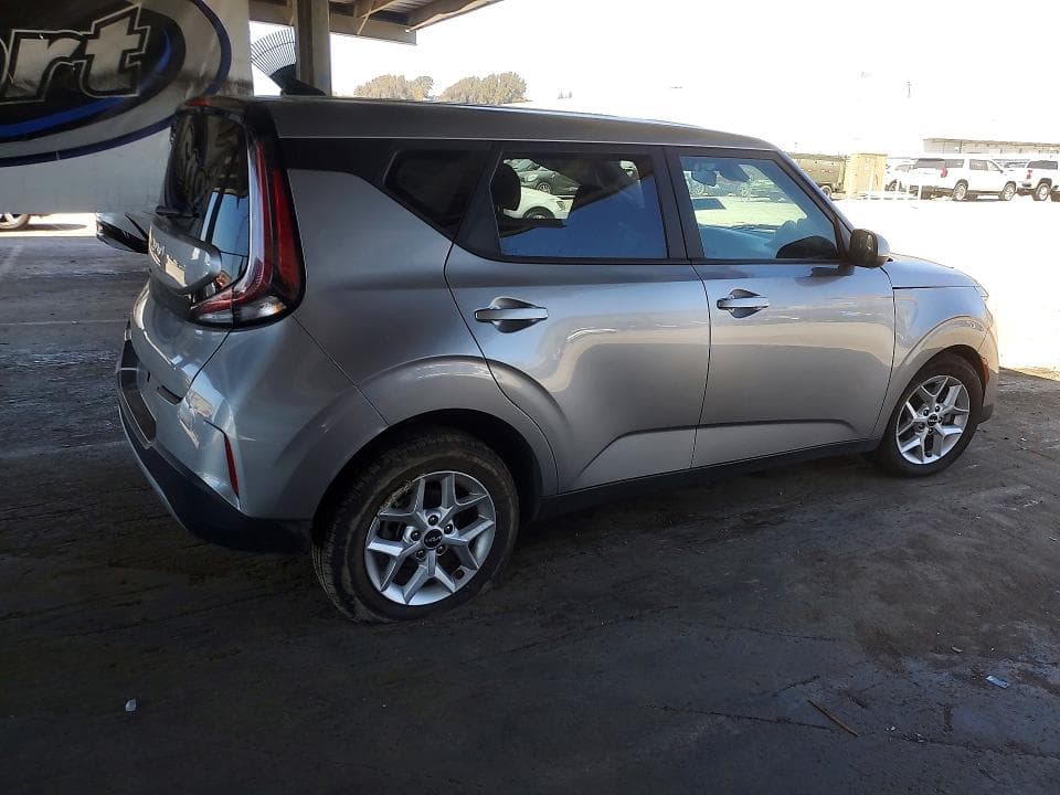 2024 KIA SOUL LX 3