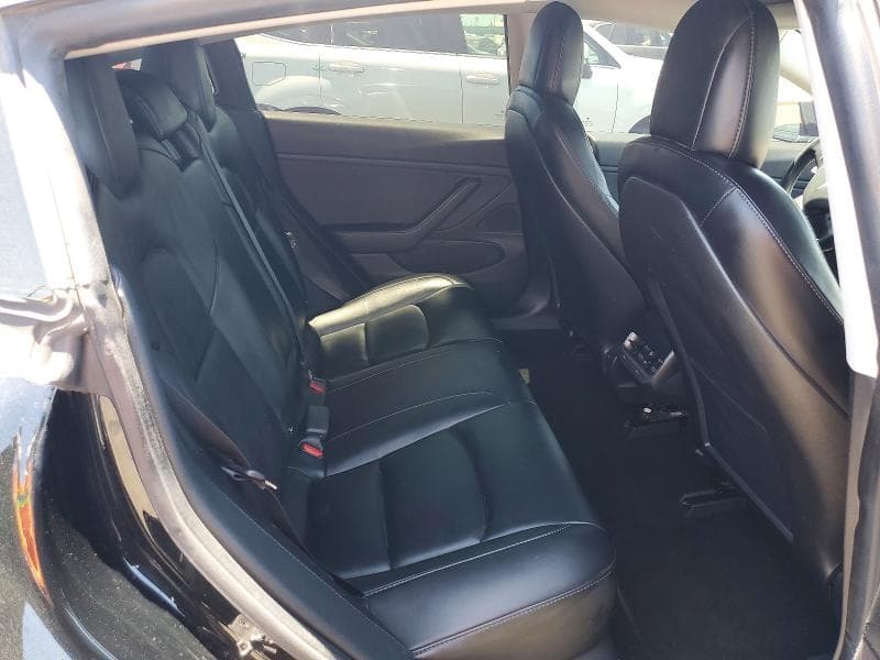 2018 TESLA MODEL 3 10