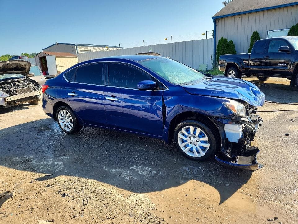 2017 NISSAN SENTRA S 4