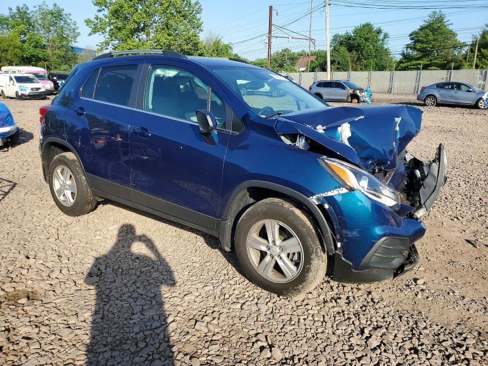 2020 CHEVROLET TRAX 1LT 4