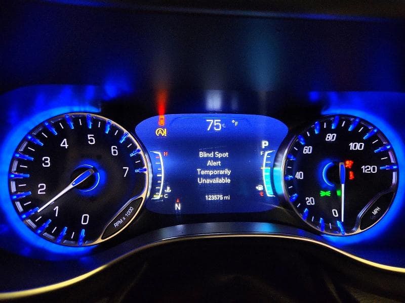 2017 CHRYSLER PACIFICA LIMITED 9