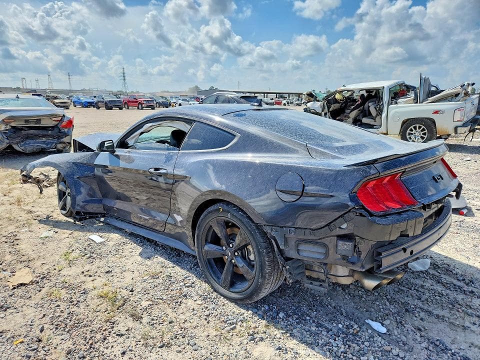 2022 FORD MUSTANG GT 2