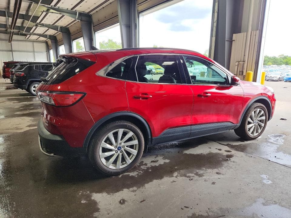 2022 FORD ESCAPE TITANIUM 3