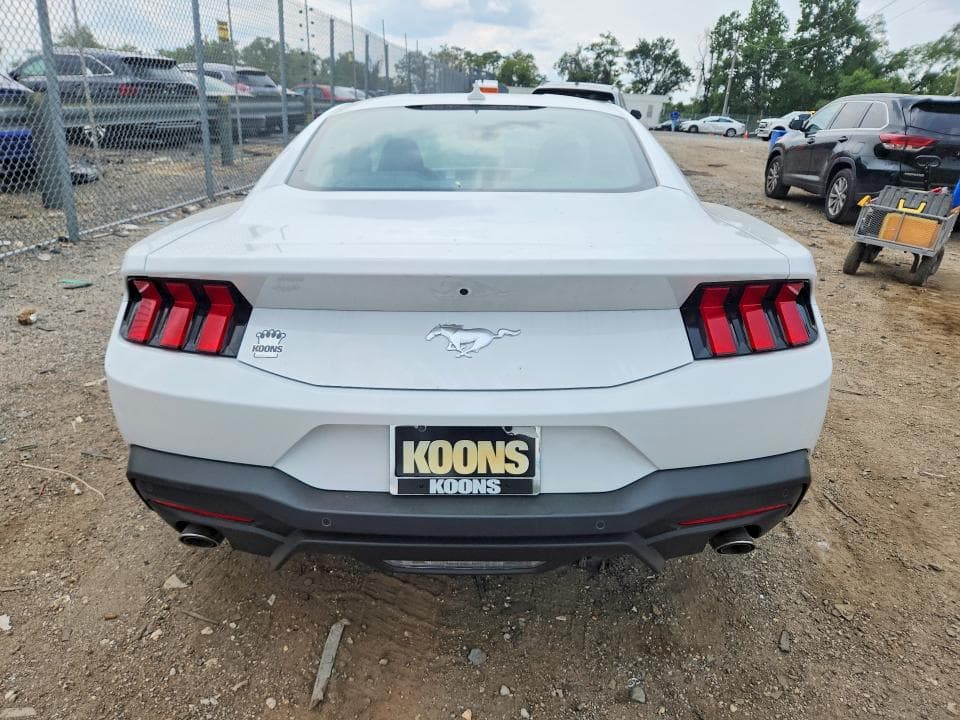 2026 FORD MUSTANG 6