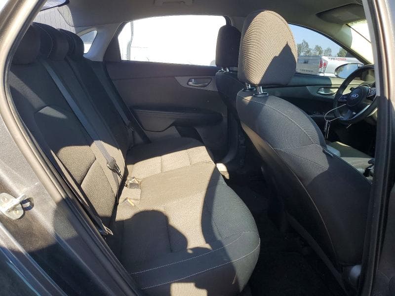 2021 KIA FORTE LXS 10