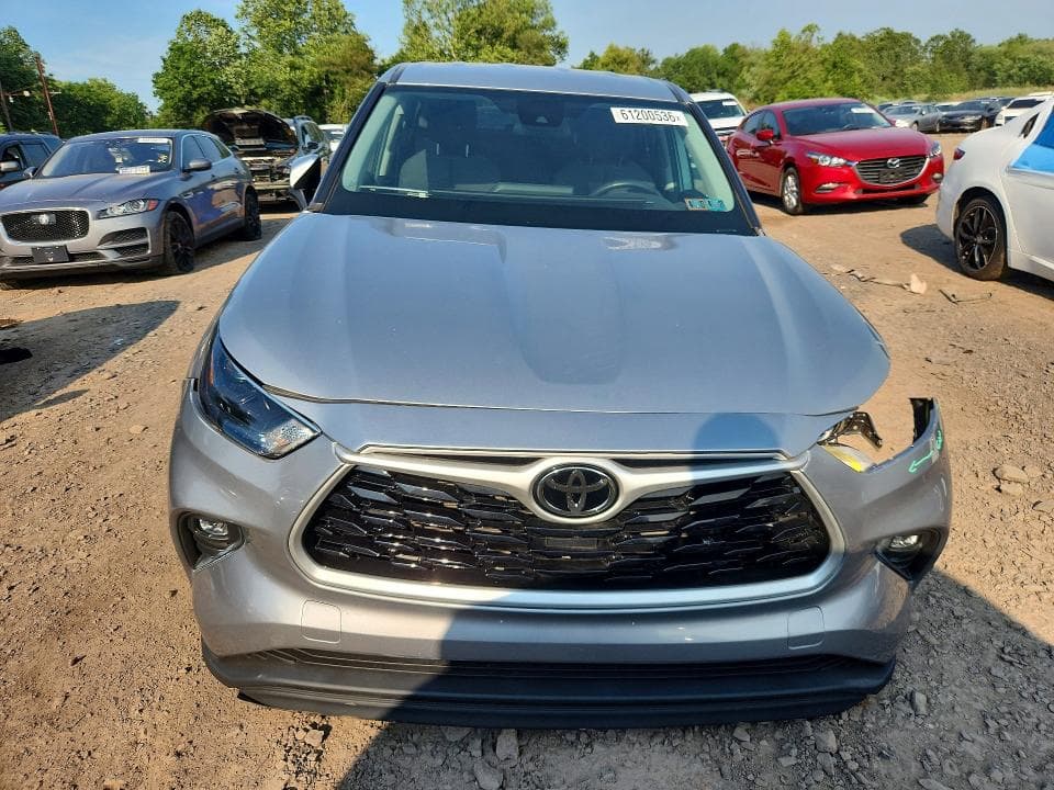 2022 TOYOTA HIGHLANDER LE 5