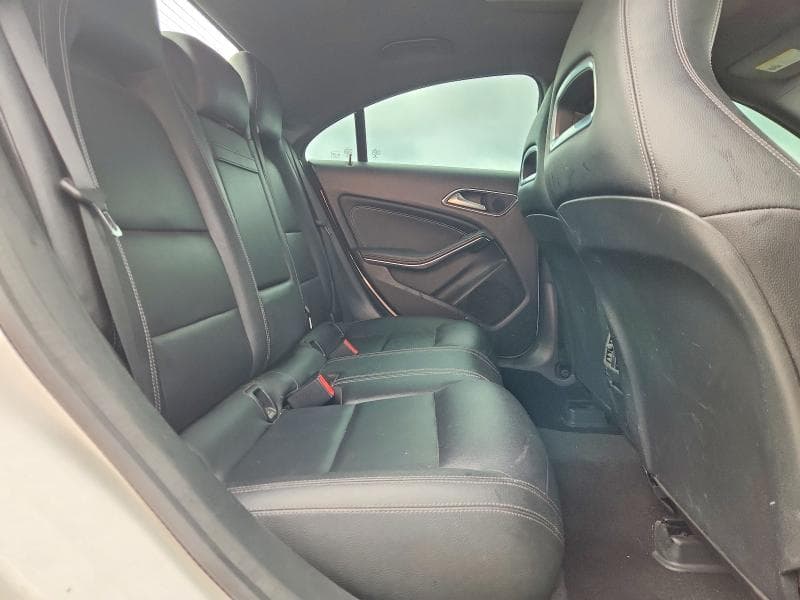 2019 MERCEDES-BENZ CLA 250 4MATIC 10