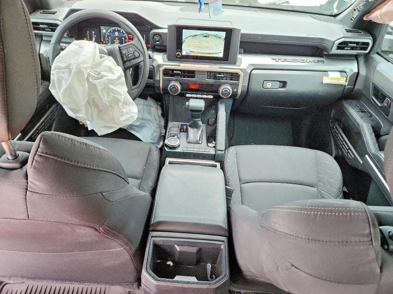 2025 TOYOTA TACOMA SR5 8