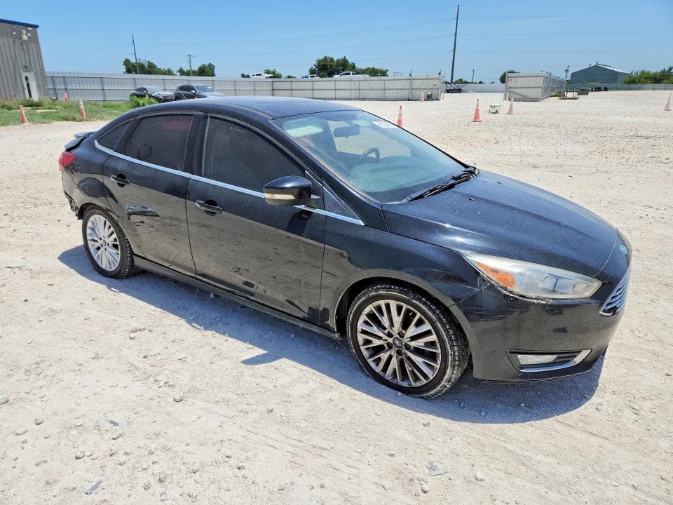 2018 FORD FOCUS TITANIUM 4