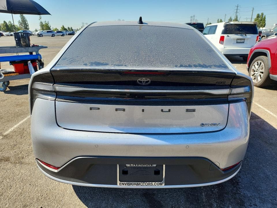 2026 TOYOTA PRIUS PLUG-IN HYBRID SE 6