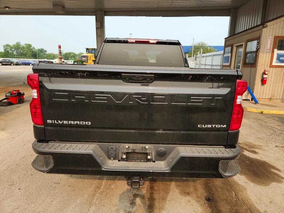 2025 CHEVROLET SILVERADO K1500 CUSTOM 6