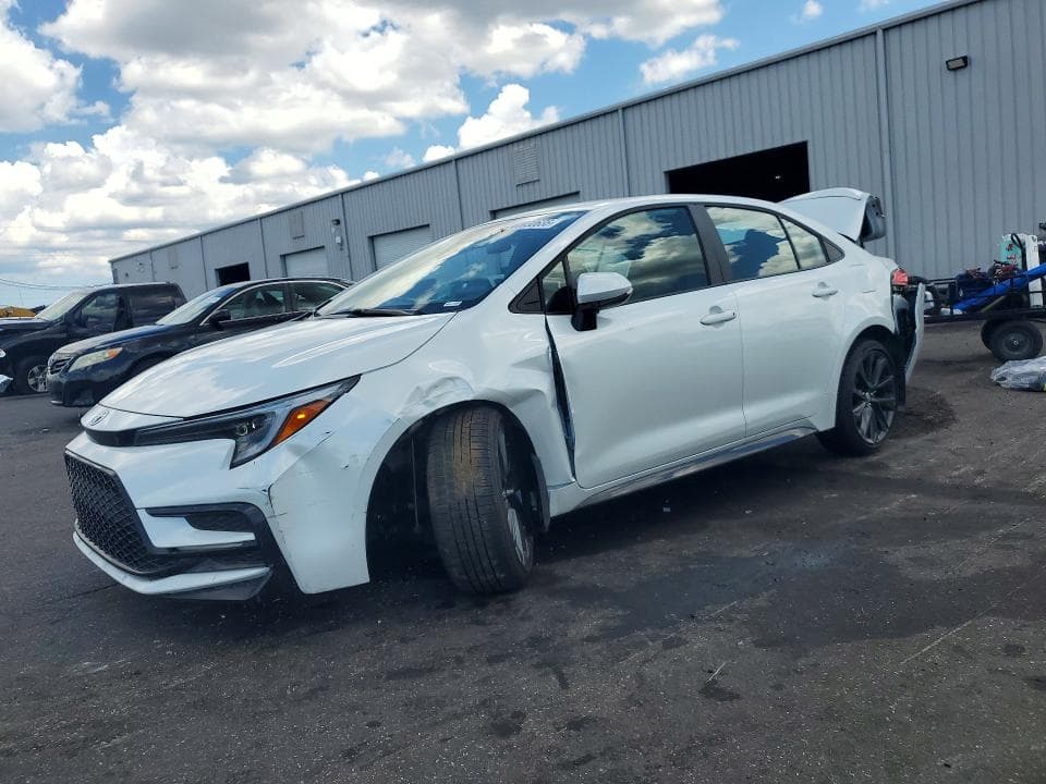 2026 TOYOTA COROLLA SE - 1