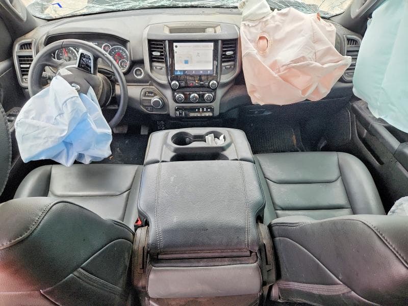 2025 RAM 1500 TRADESMAN 8