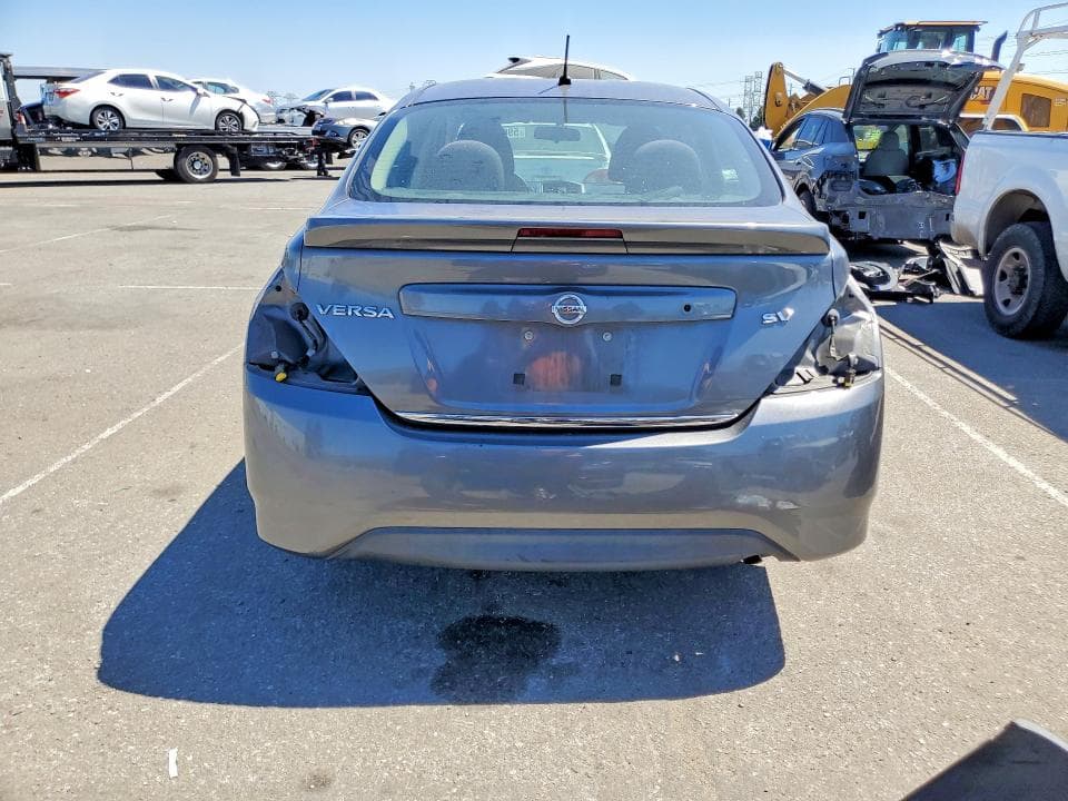 2017 NISSAN VERSA 1.6 SV 6