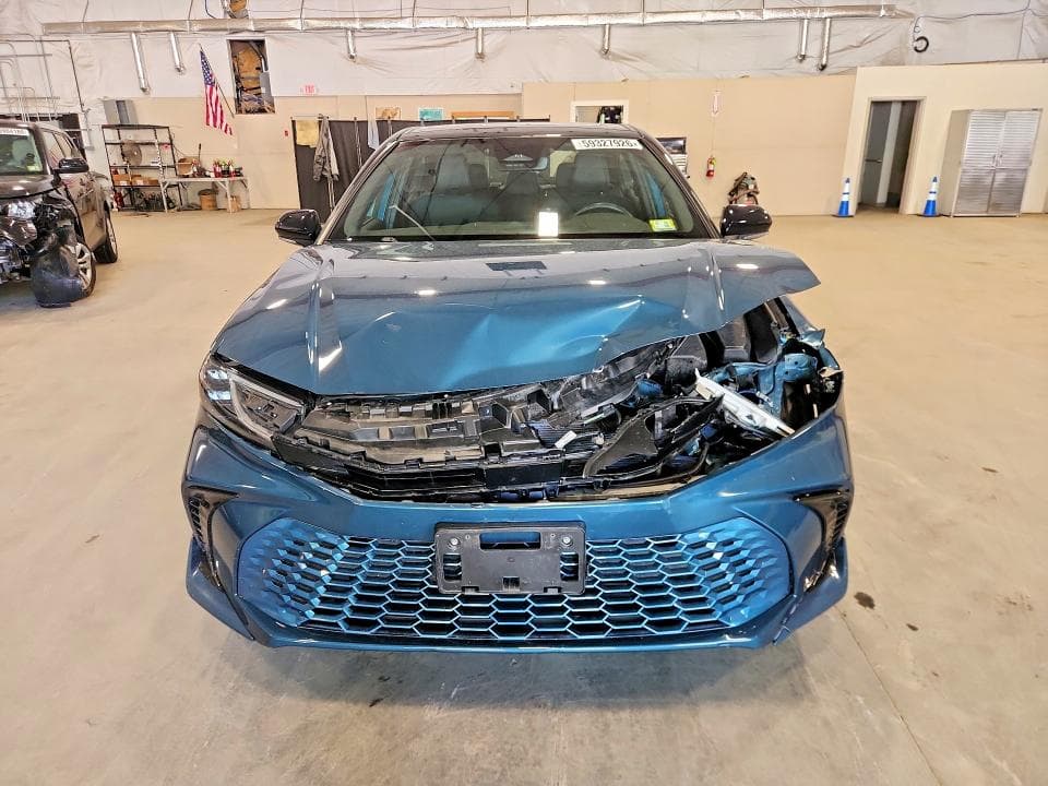 2025 TOYOTA CAMRY XSE 5