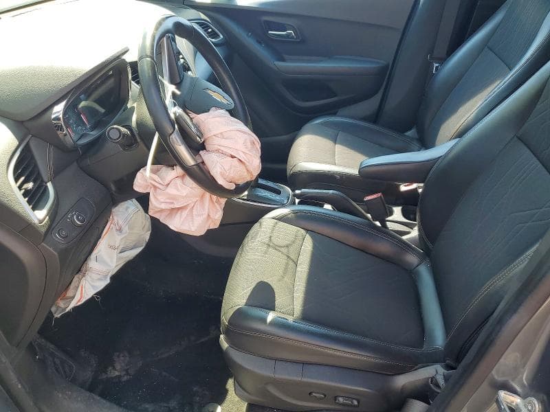 2019 CHEVROLET TRAX 1LT 7