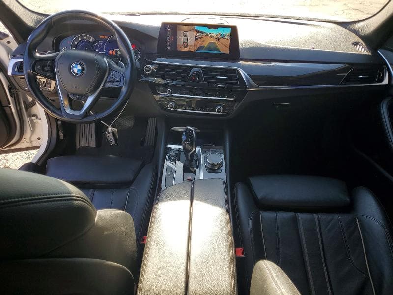 2019 BMW 530XE 8