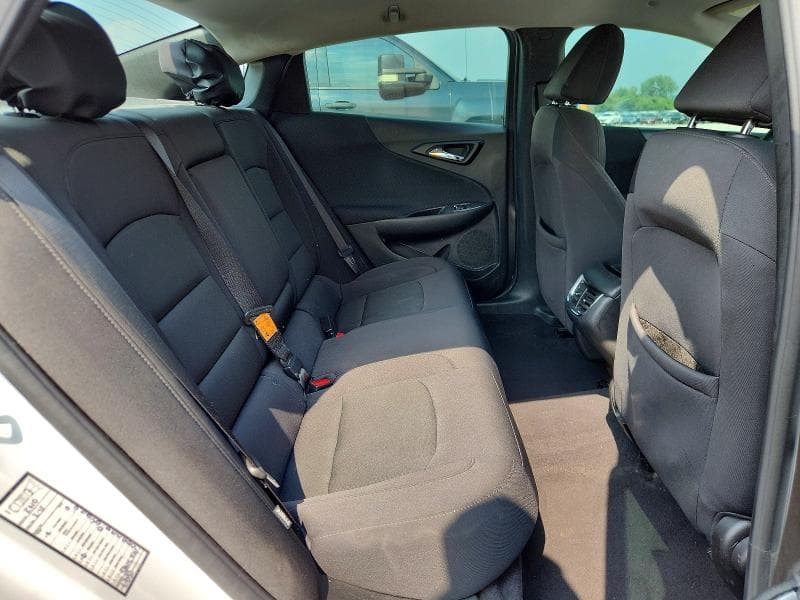 2017 CHEVROLET MALIBU LT 10