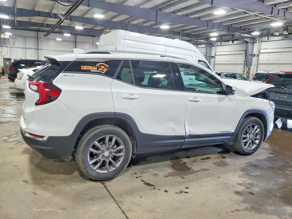 2024 GMC TERRAIN SLT 3