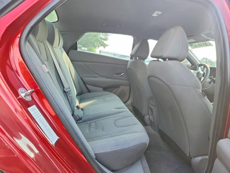2024 HYUNDAI ELANTRA SEL 10