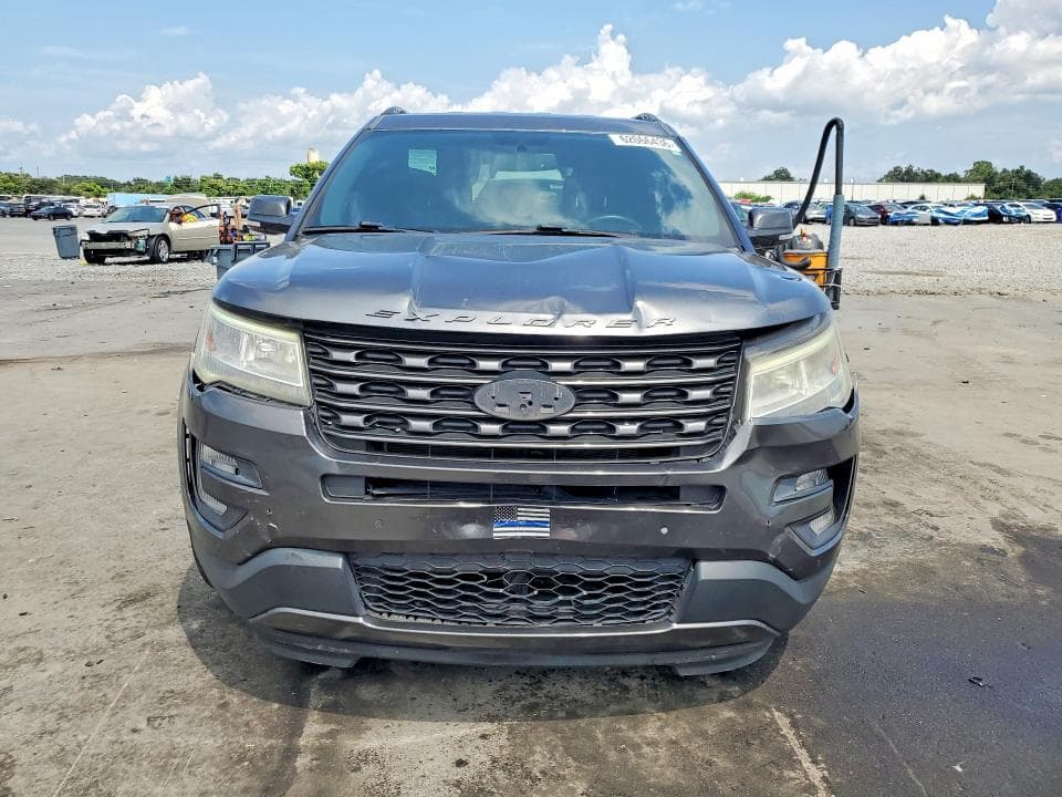 2017 FORD EXPLORER XLT 5